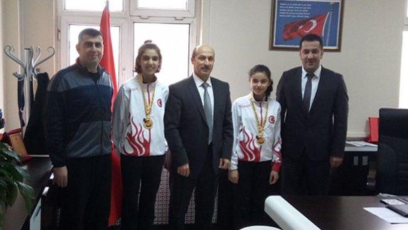 Taekwondo Balkan Şampiyonu öğrencilerimizin Müdürlüğümüzü Ziyareti